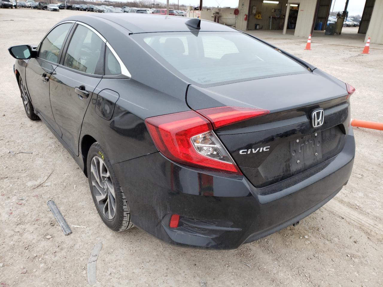 Photo 3 from auction – 2018 HONDA CIVIC EX with VIN 2HGFC2F76JH528500