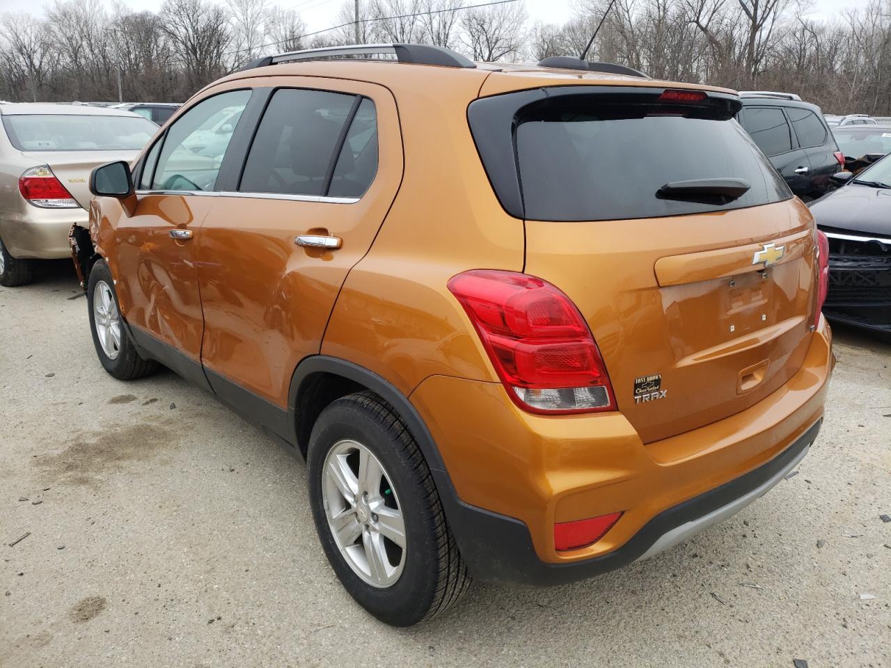 Photo 3 from auction – 2017 CHEVROLET TRAX 1LT with VIN 3GNCJLSB7HL176365