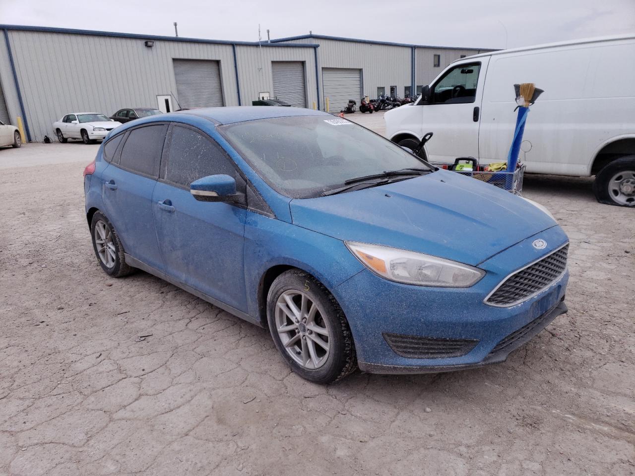 FORD FOCUS SE 2016 with VIN 1FADP3K27GL234079 - Photo from auction