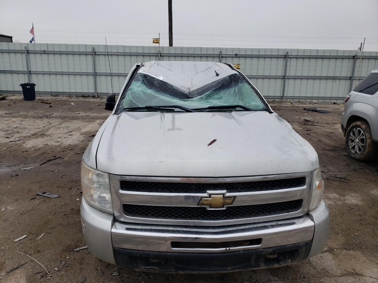 Photo 9 from auction – 2011 CHEVROLET SILVERADO with VIN 1GCRKSE39BZ277387