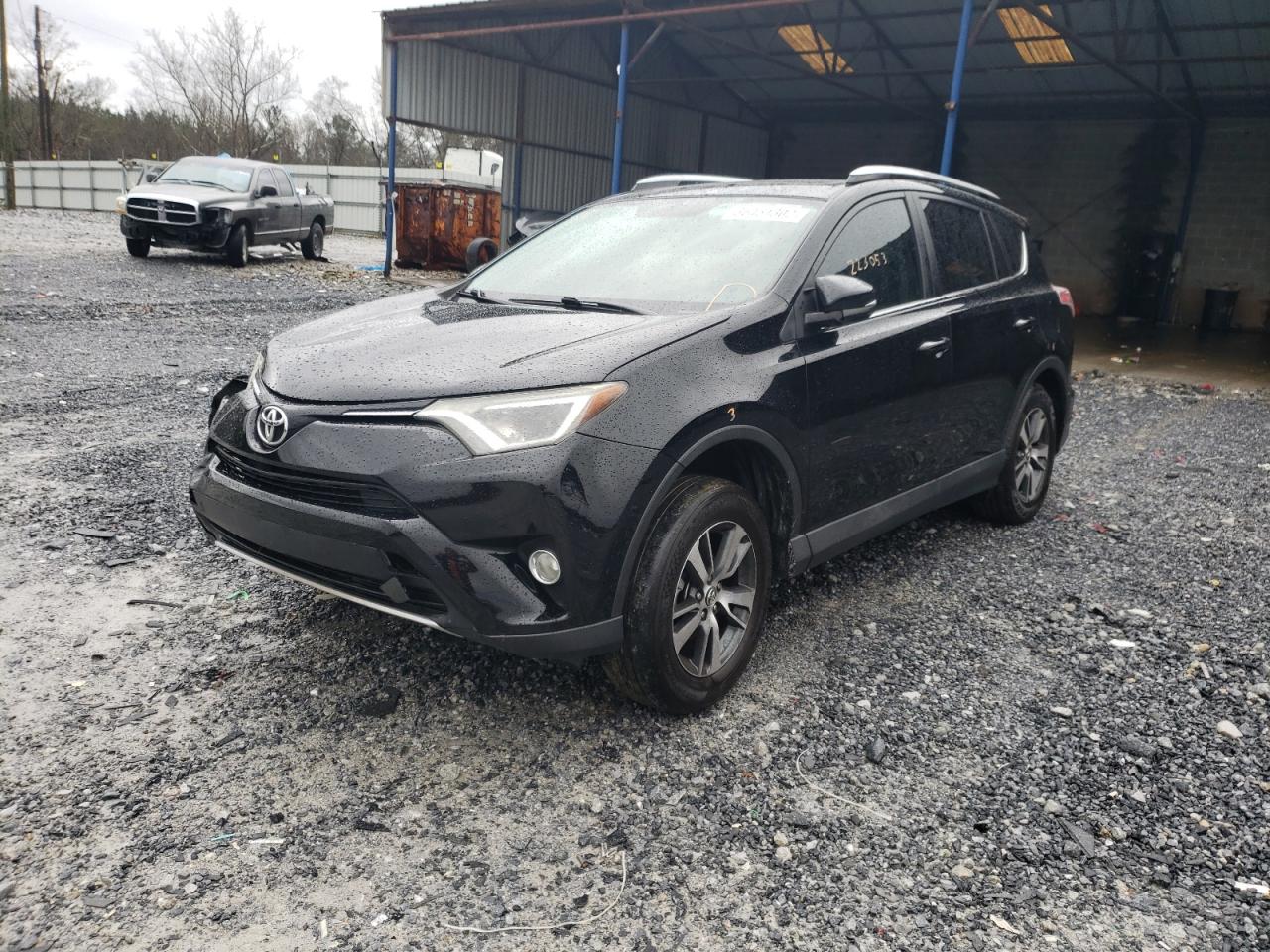 Photo 2 from auction – 2016 TOYOTA RAV4 XLE with VIN 2T3WFREV7GW283214