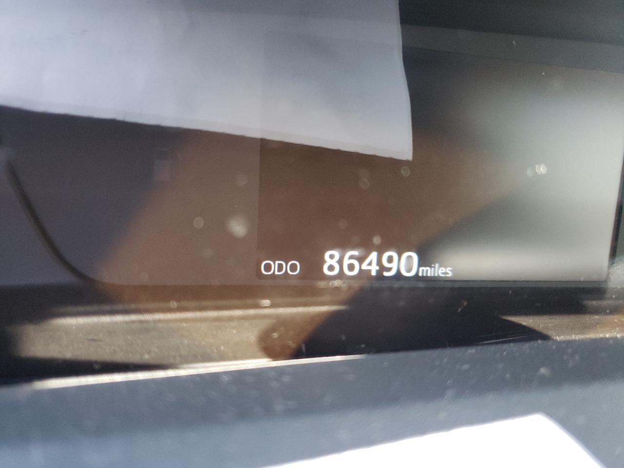 Photo 8 from auction – 2016 TOYOTA PRIUS with VIN JTDKBRFUXG3012201