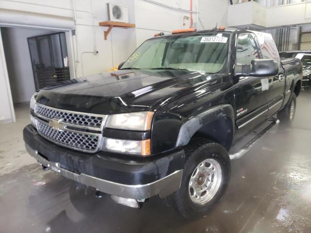 Photo 2 from auction – 2005 CHEVROLET SILVERADO with VIN 1GCHK23255F851110