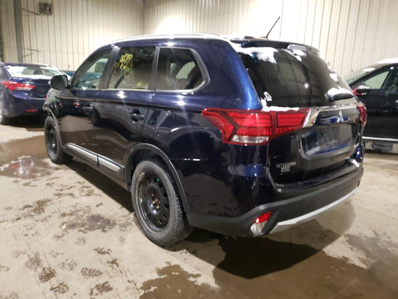 Photo 3 from auction – 2016 MITSUBISHI OUTLANDER with VIN JA4JZ3AX8GZ609490