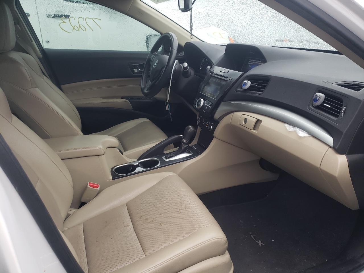 Photo 5 from auction – 2016 ACURA ILX PREMIU with VIN 19UDE2F76GA022156