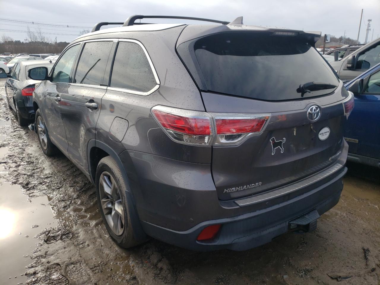 Photo 3 from auction – 2014 TOYOTA HIGHLANDER with VIN 5TDDKRFH8ES043776