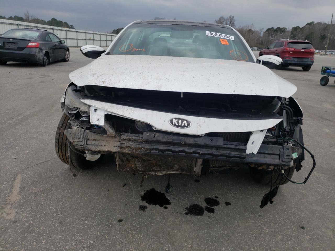 Photo 9 from auction – 2013 KIA OPTIMA SX with VIN 5XXGR4A69DG231515