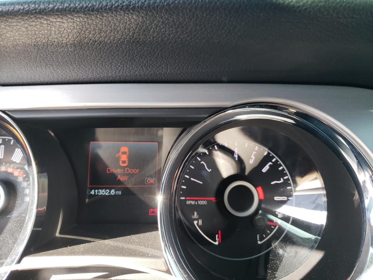 Photo 8 from auction – 2014 FORD MUSTANG with VIN 1ZVBP8EM4E5309069
