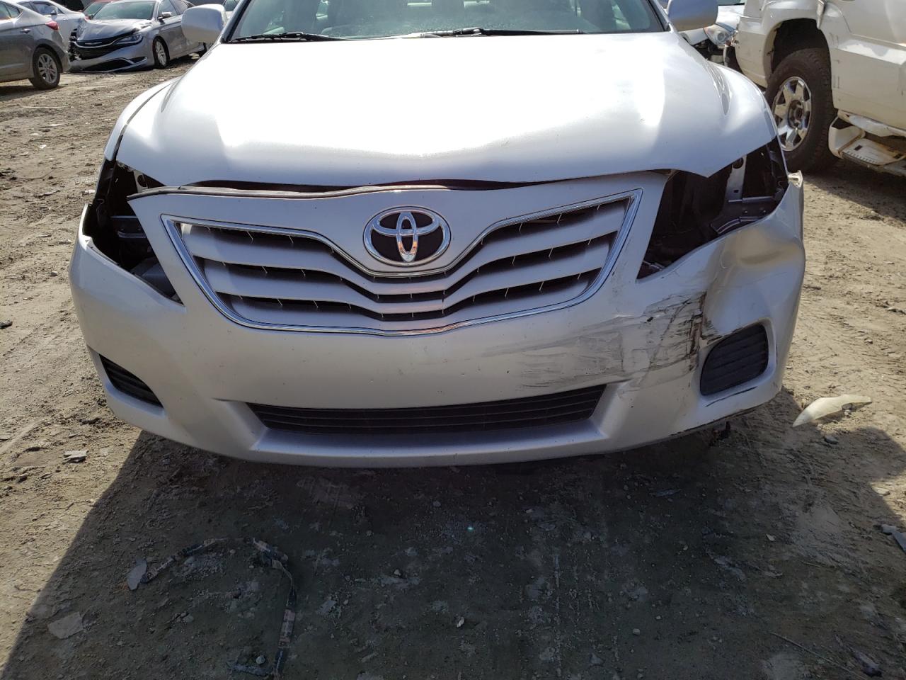 Foto 9 de la subasta – 2011 TOYOTA CAMRY BASE con VIN 4T1BF3EK9BU765346