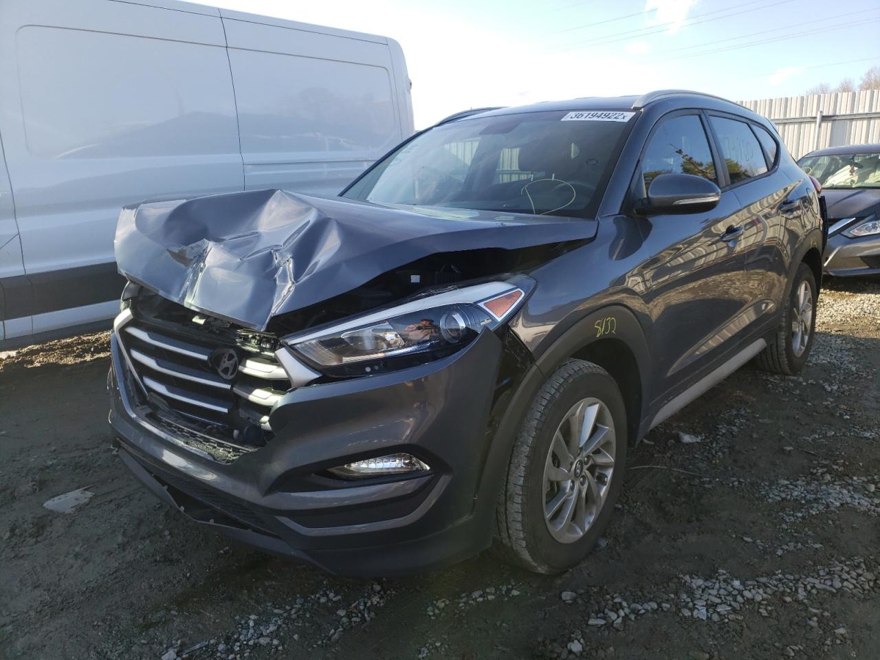 Photo 2 from auction – 2017 HYUNDAI TUCSON LIM with VIN KM8J33A49HU449790