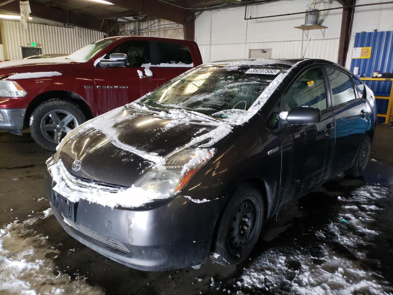 Photo 2 from auction – 2009 TOYOTA PRIUS with VIN JTDKB20U493514284