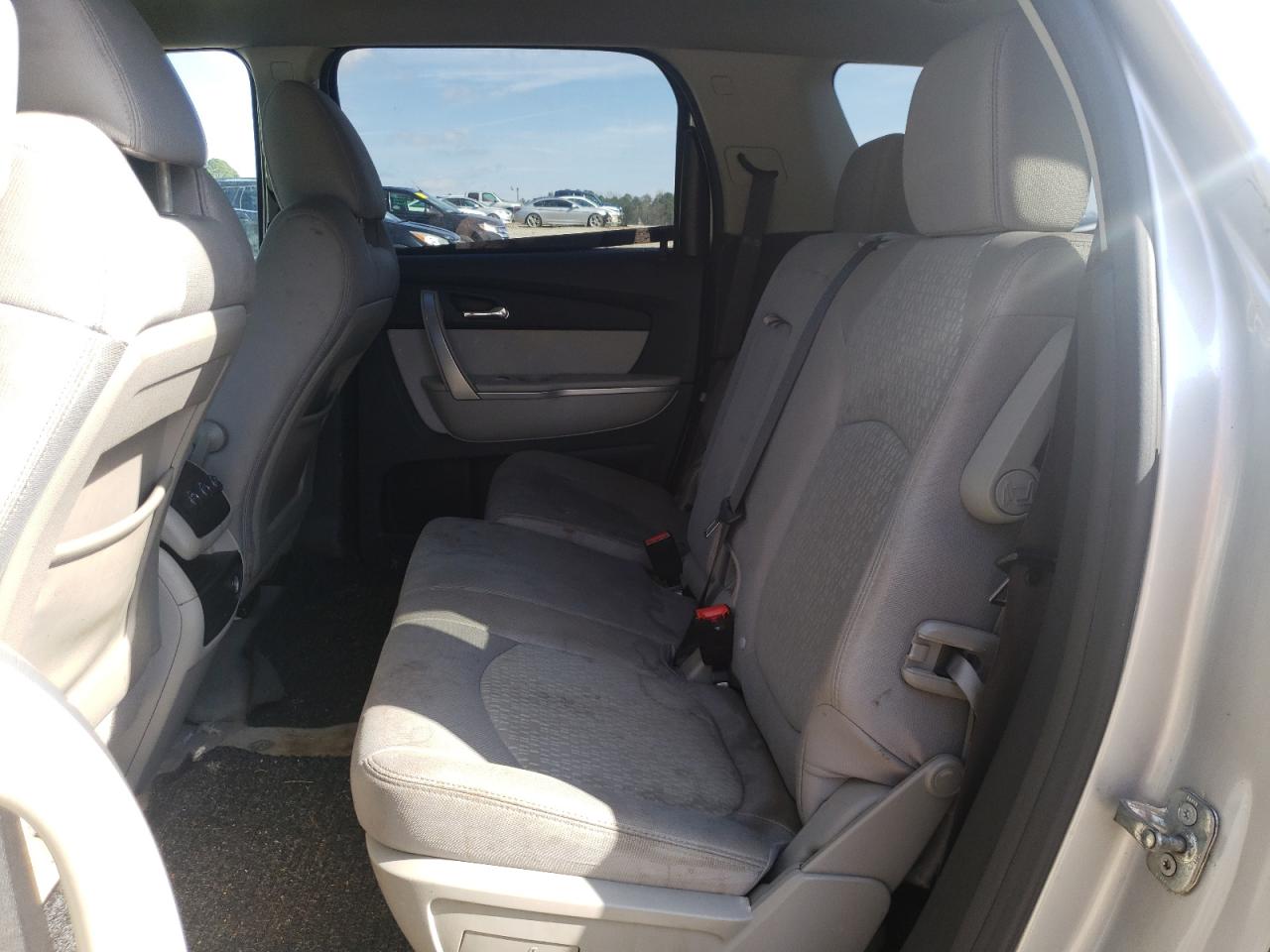 Photo 6 from auction – 2011 GMC ACADIA SLE with VIN 1GKKRPED7BJ286756