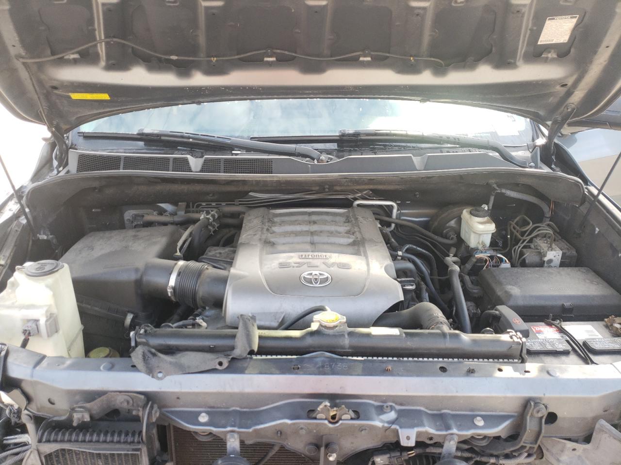 Photo 7 from auction – 2010 TOYOTA SEQUOIA SR with VIN 5TDZY5G11AS025726