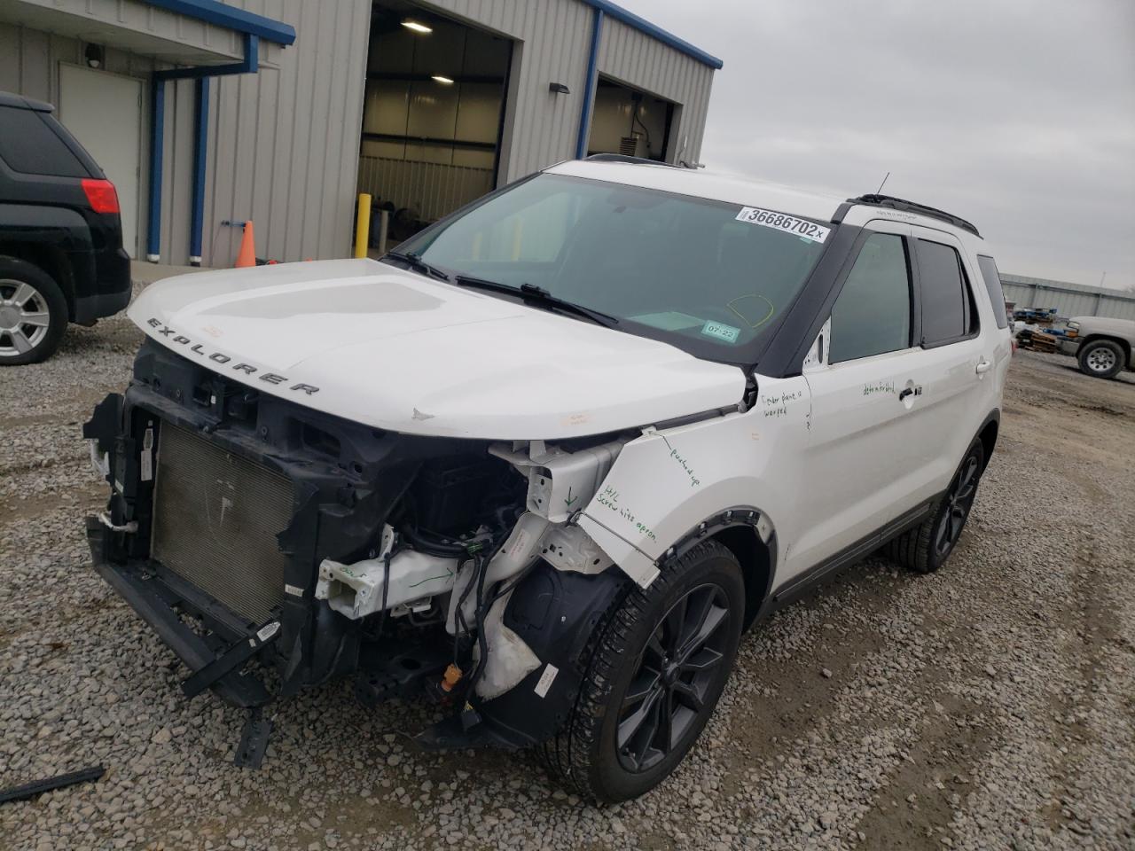 Photo 2 from auction – 2018 FORD EXPLORER X with VIN 1FM5K7D8XJGC05578