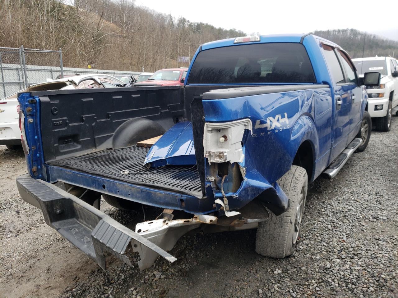 Photo 4 from auction – 2011 FORD F150 SUPER with VIN 1FTFW1EF6BFB15259