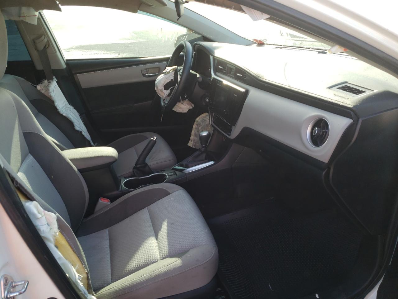 Photo 5 from auction – 2017 TOYOTA COROLLA L with VIN 2T1BURHE8HC866631