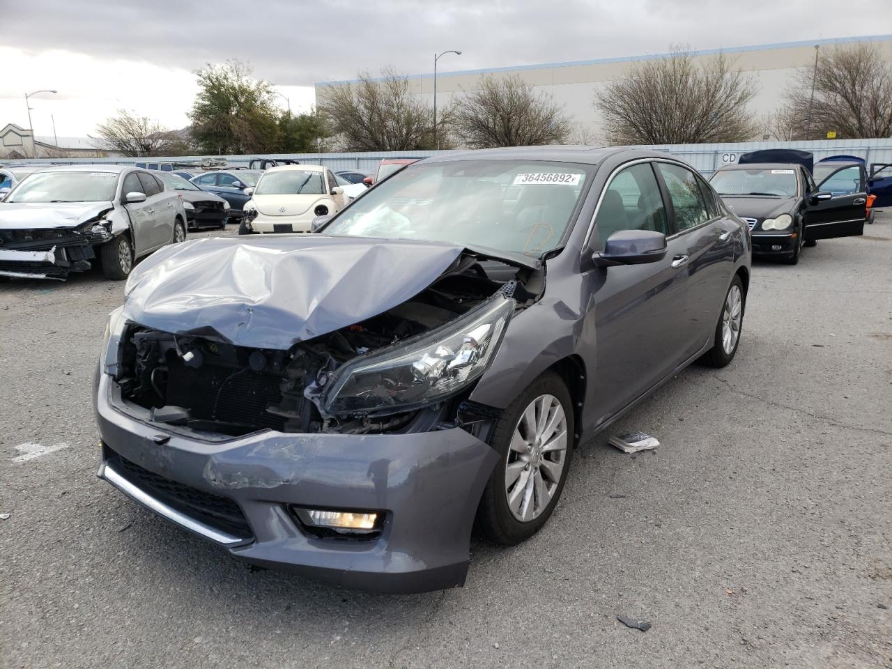 Photo 2 from auction – 2015 HONDA ACCORD EXL with VIN 1HGCR2F80FA225342