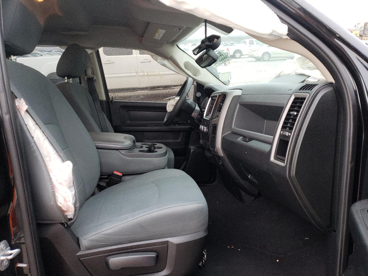 Photo 5 from auction – 2015 RAM 1500 ST with VIN 1C6RR6FT3FS650012