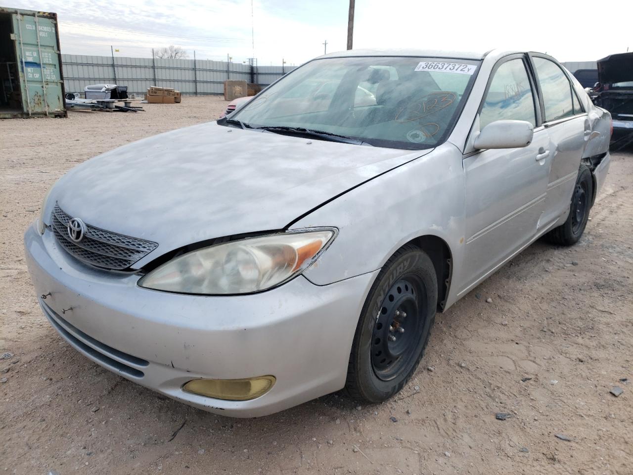 Photo 2 from auction – 2004 TOYOTA CAMRY LE with VIN 4T1BE32K74U930689