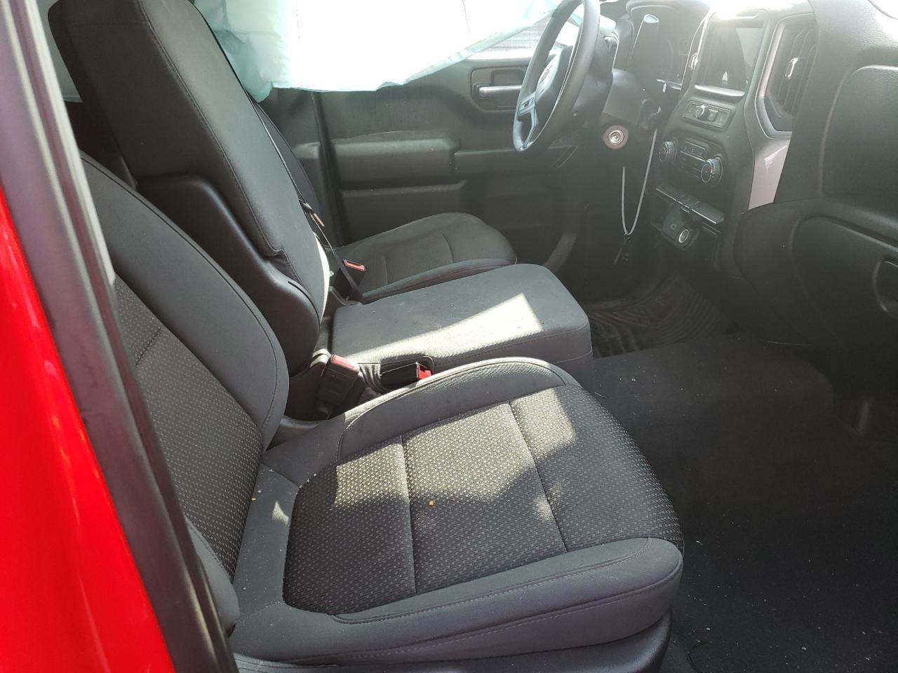 Photo 5 from auction – 2019 CHEVROLET SILVERADO with VIN 1GCUYBEFXKZ426019