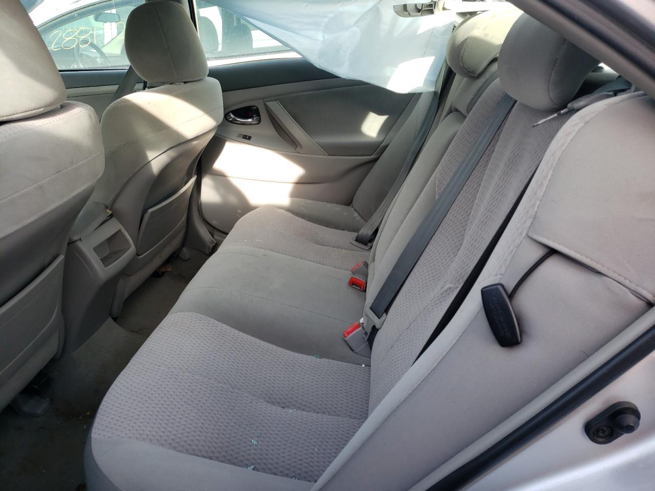 Photo 6 from auction – 2011 TOYOTA CAMRY BASE with VIN 4T1BF3EK6BU601441