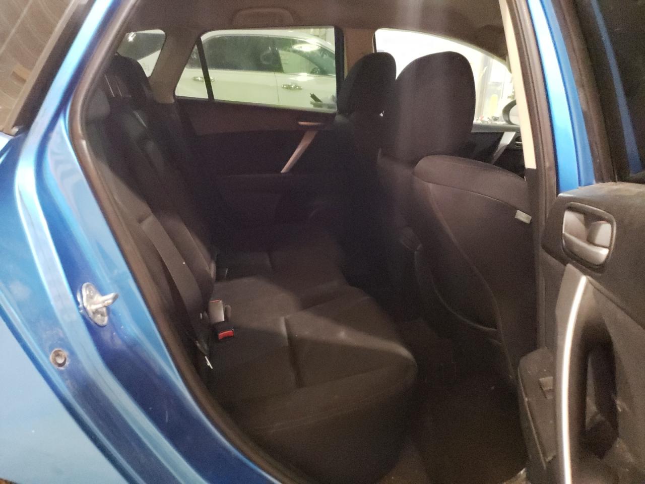 Photo 6 from auction – 2010 MAZDA 3 S with VIN JM1BL1H61A1336976