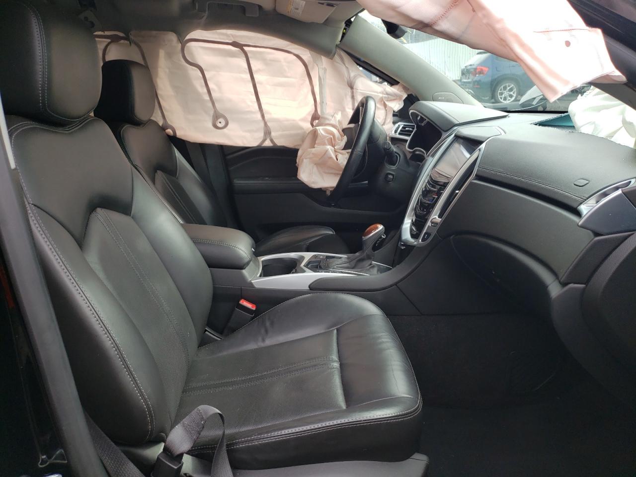 Photo 5 from auction – 2016 CADILLAC SRX PERFOR with VIN 3GYFNCE30GS567726