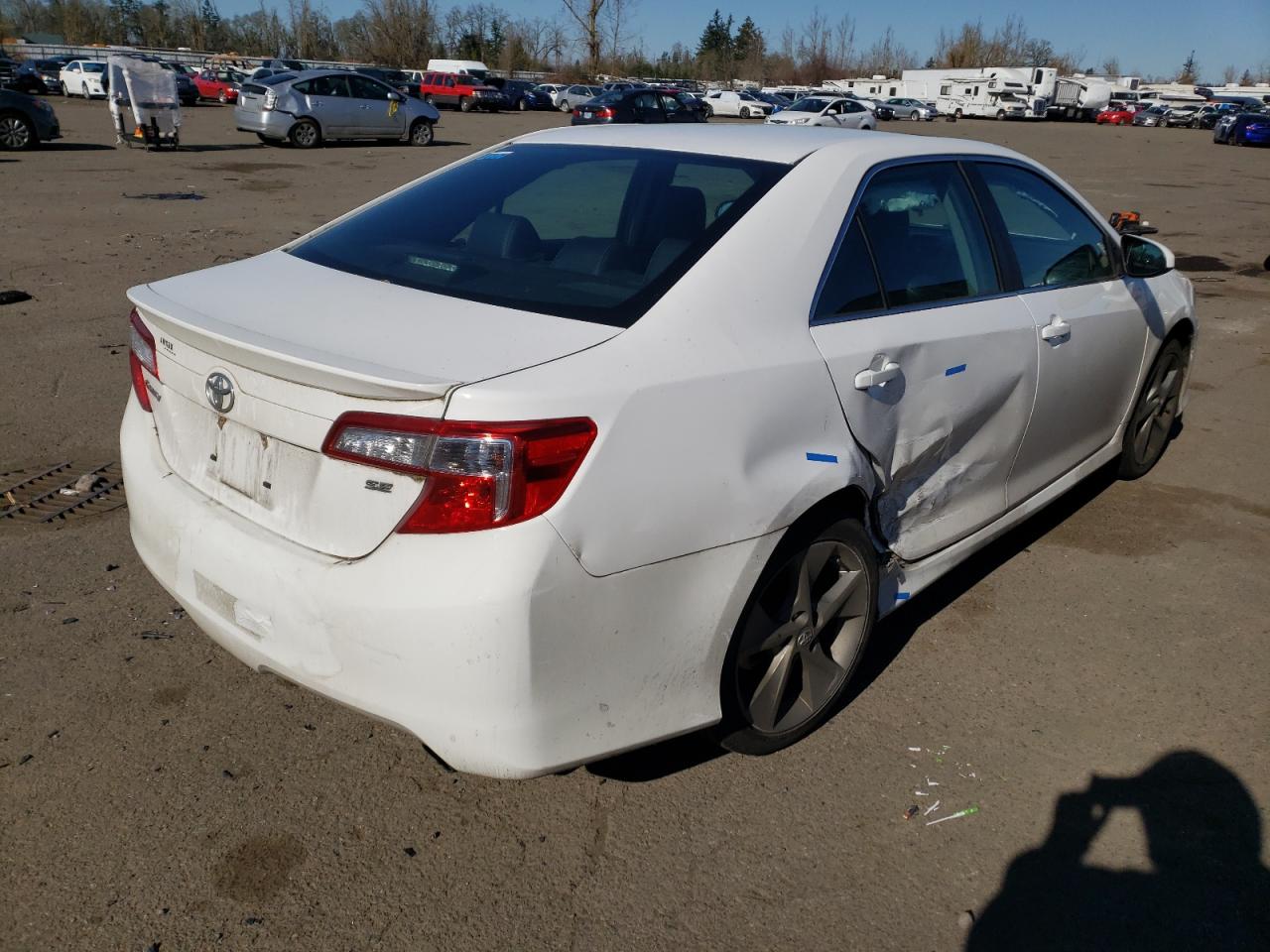 Photo 4 from auction – 2014 TOYOTA CAMRY with VIN 4T1BF1FK4EU829784