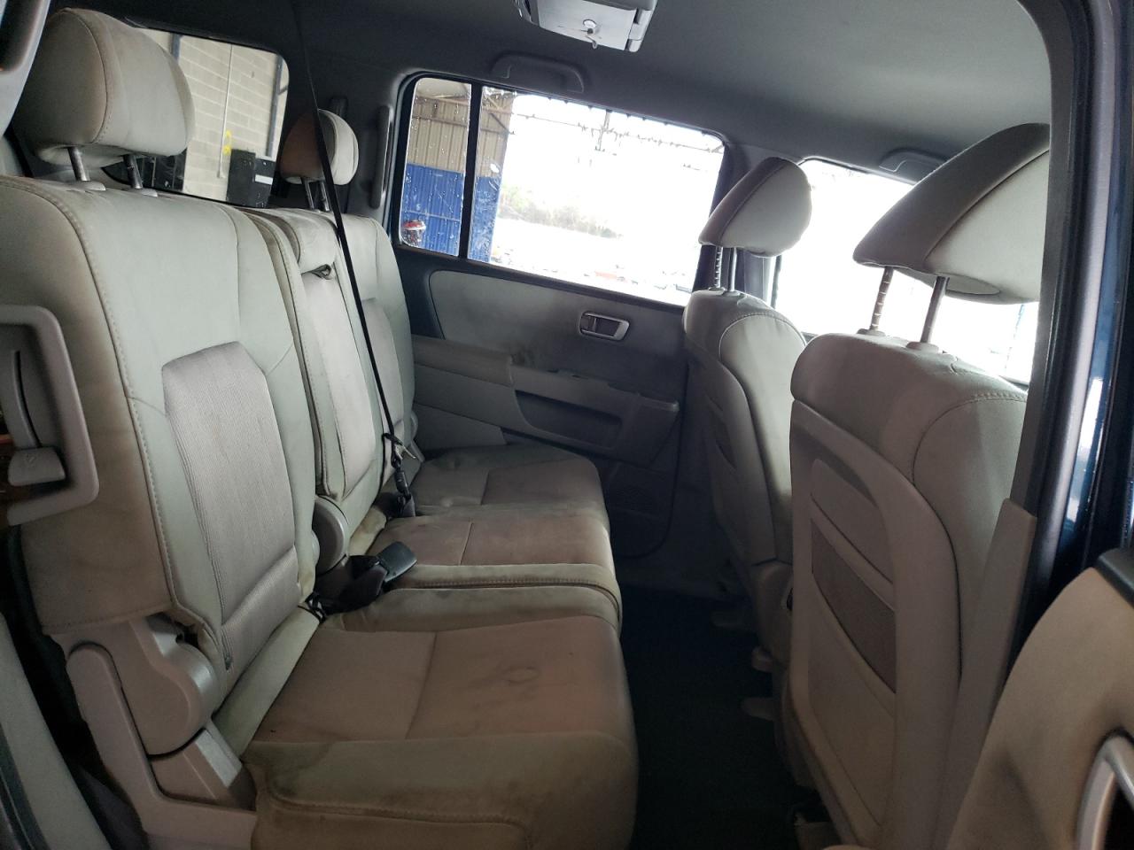 Photo 6 from auction – 2011 HONDA PILOT EX with VIN 5FNYF3H44BB058613
