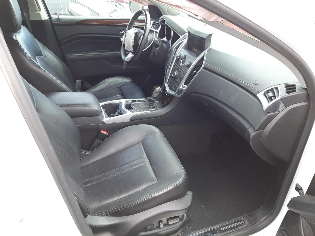 Photo 5 from auction – 2012 CADILLAC SRX LUXURY with VIN 3GYFNDE33CS606258