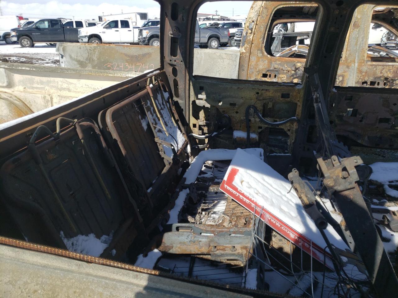 Photo 6 from auction – 2002 GMC SIERRA K25 with VIN 1GTHK23102F192971