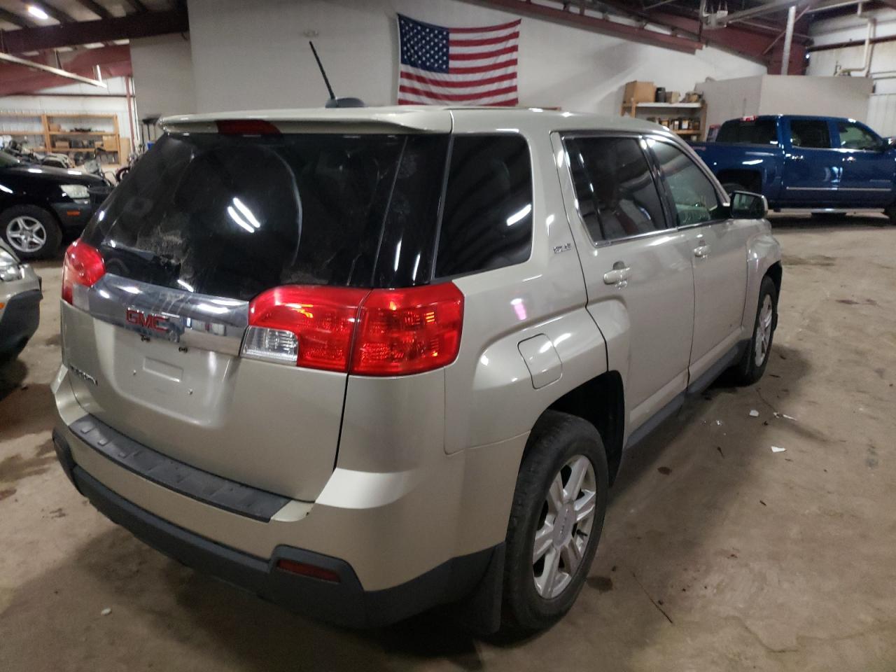 Photo 4 from auction – 2015 GMC TERRAIN SL with VIN 2GKALMEK5F6280161