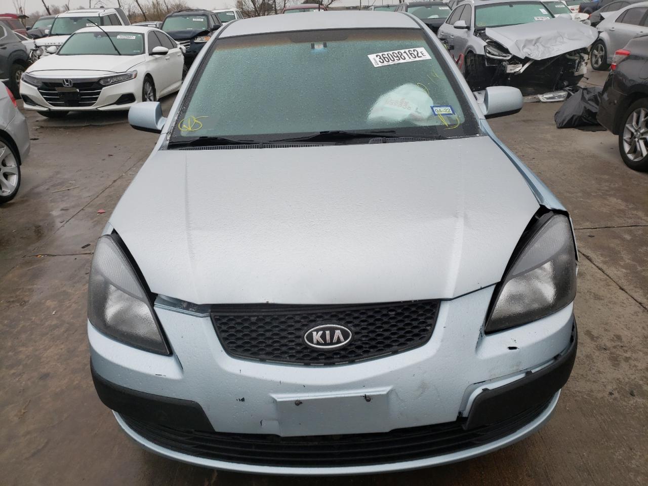 Photo 9 from auction – 2006 KIA RIO with VIN KNADE123566172947