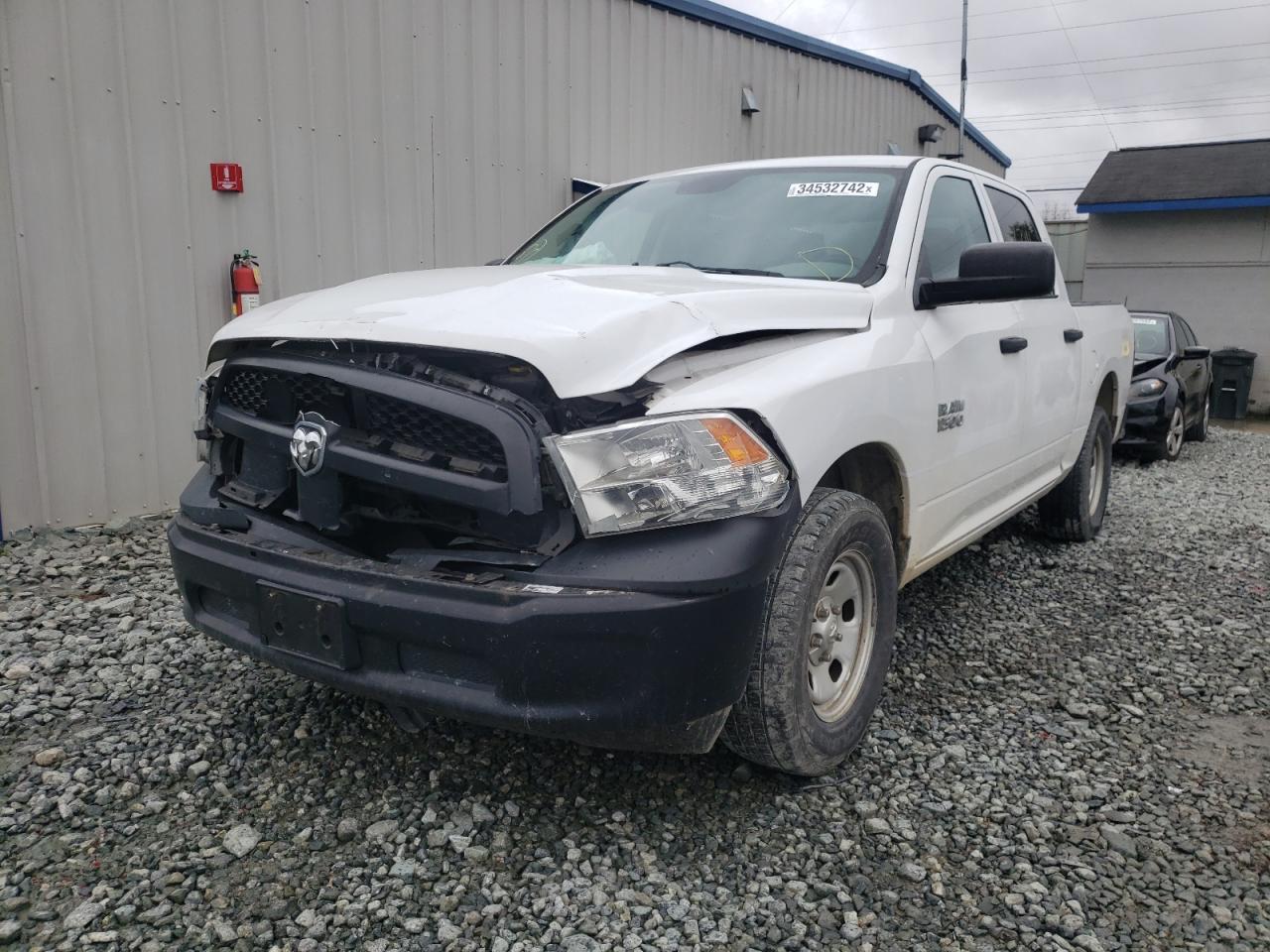 Photo 2 from auction – 2015 RAM 1500 ST with VIN 1C6RR6KG5FS522914