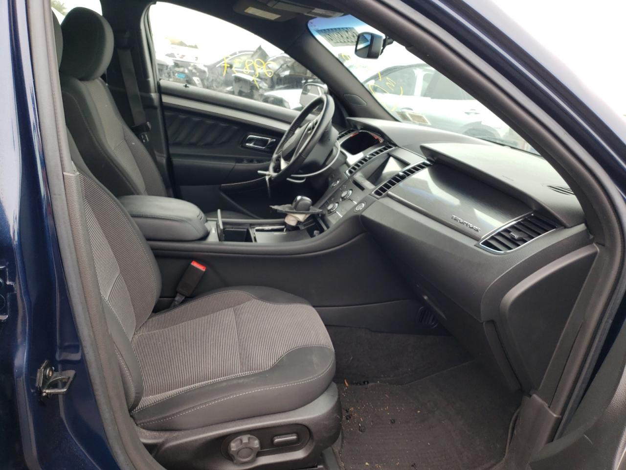 Photo 5 from auction – 2017 FORD TAURUS SEL with VIN 1FAHP2H84HG131820