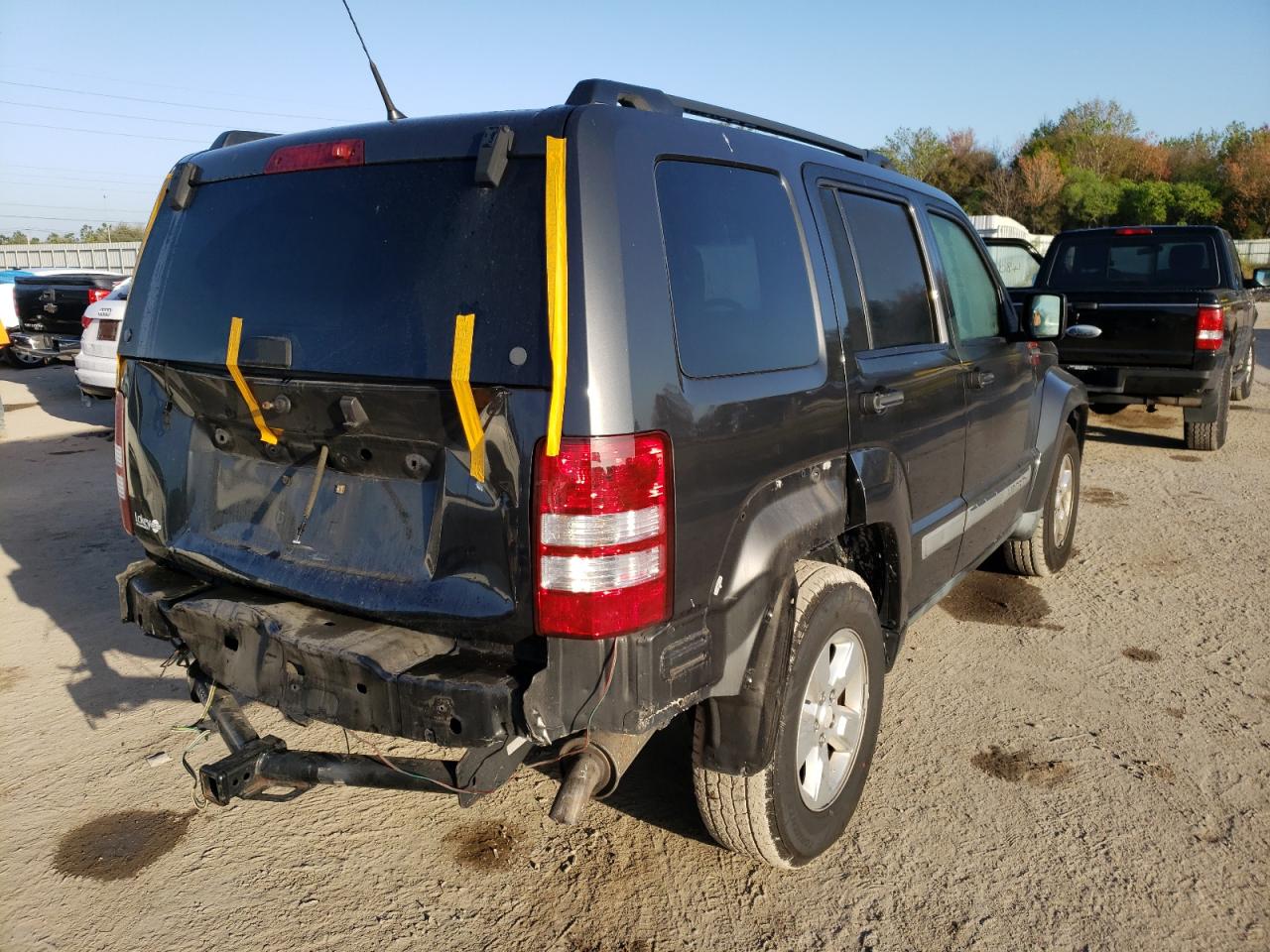 Photo 4 from auction – 2011 JEEP LIBERTY SP with VIN 1J4PP2GK3BW540711