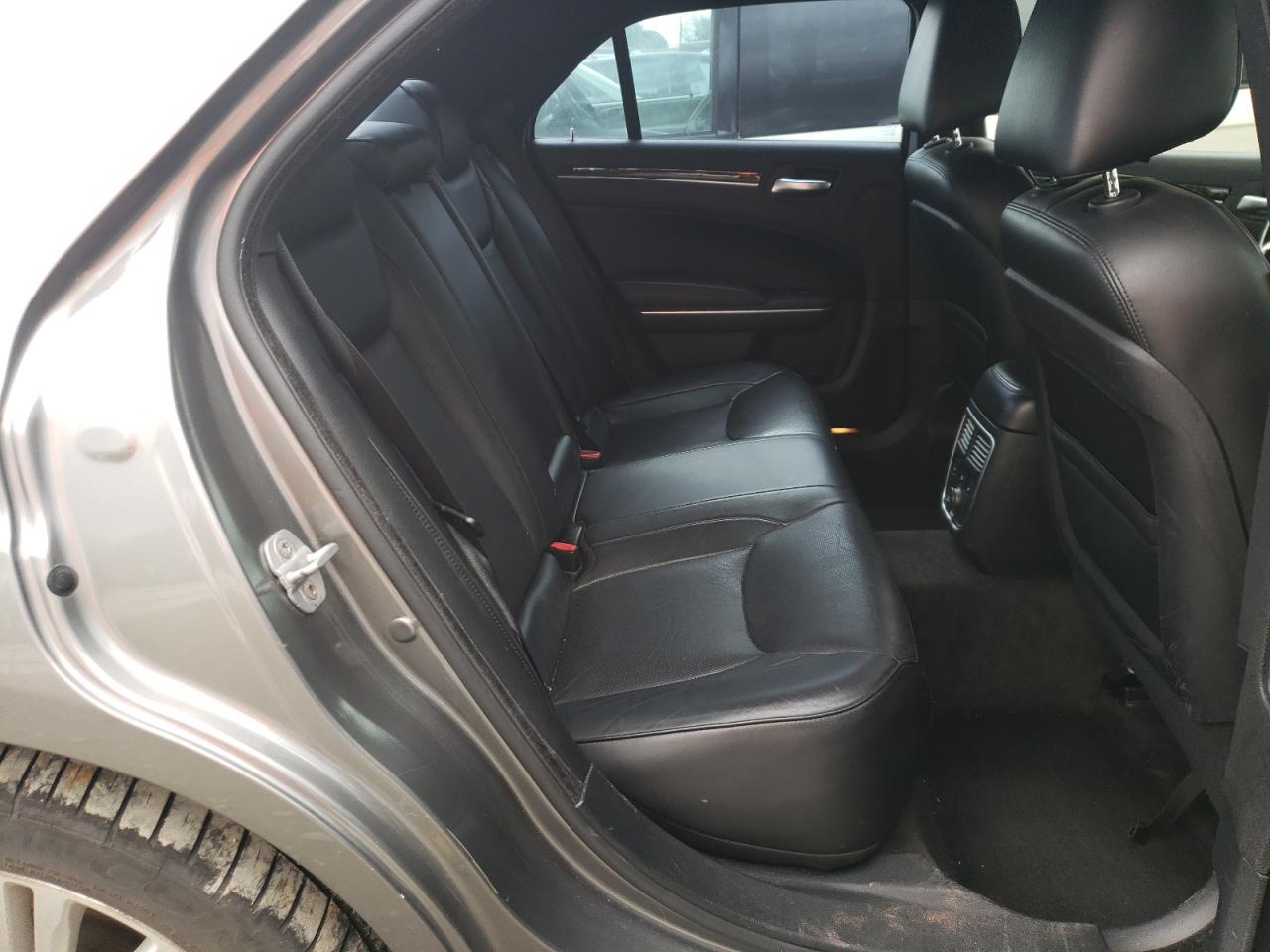 Photo 6 from auction – 2011 CHRYSLER 300C with VIN 2C3CA6CT8BH580961