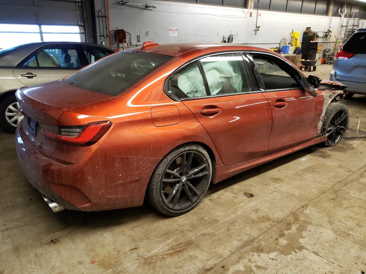 Photo 4 from auction – 2021 BMW M340I with VIN 3MW5U7J07M8B64761