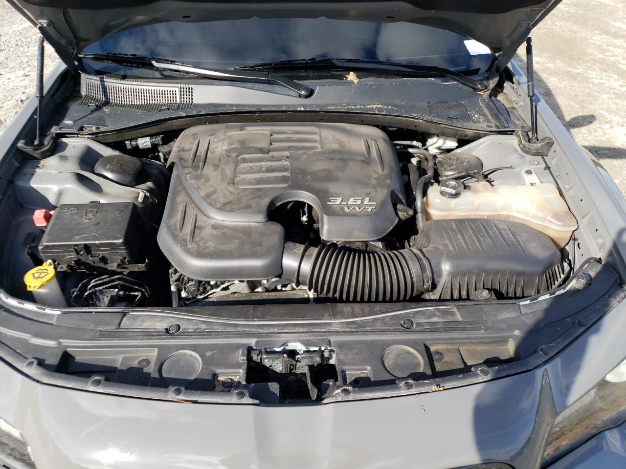Zdjęcie 7 z aukcji – 2019 CHRYSLER 300 S z VIN 2C3CCABGXKH516728