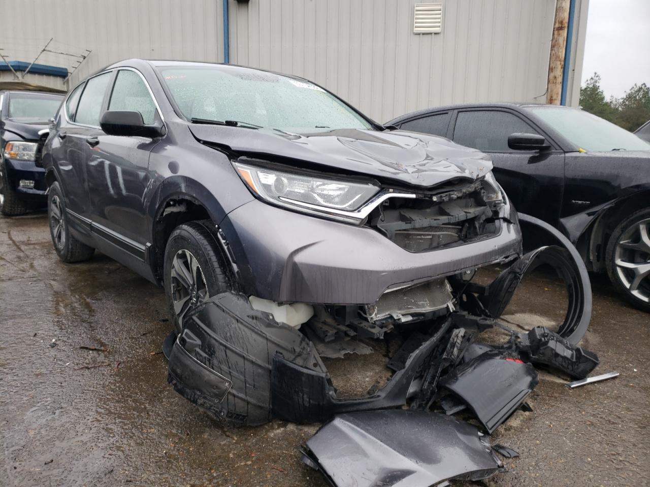 Photo 1 from auction – 2017 HONDA CR-V LX with VIN 7FARW5H38HE011542