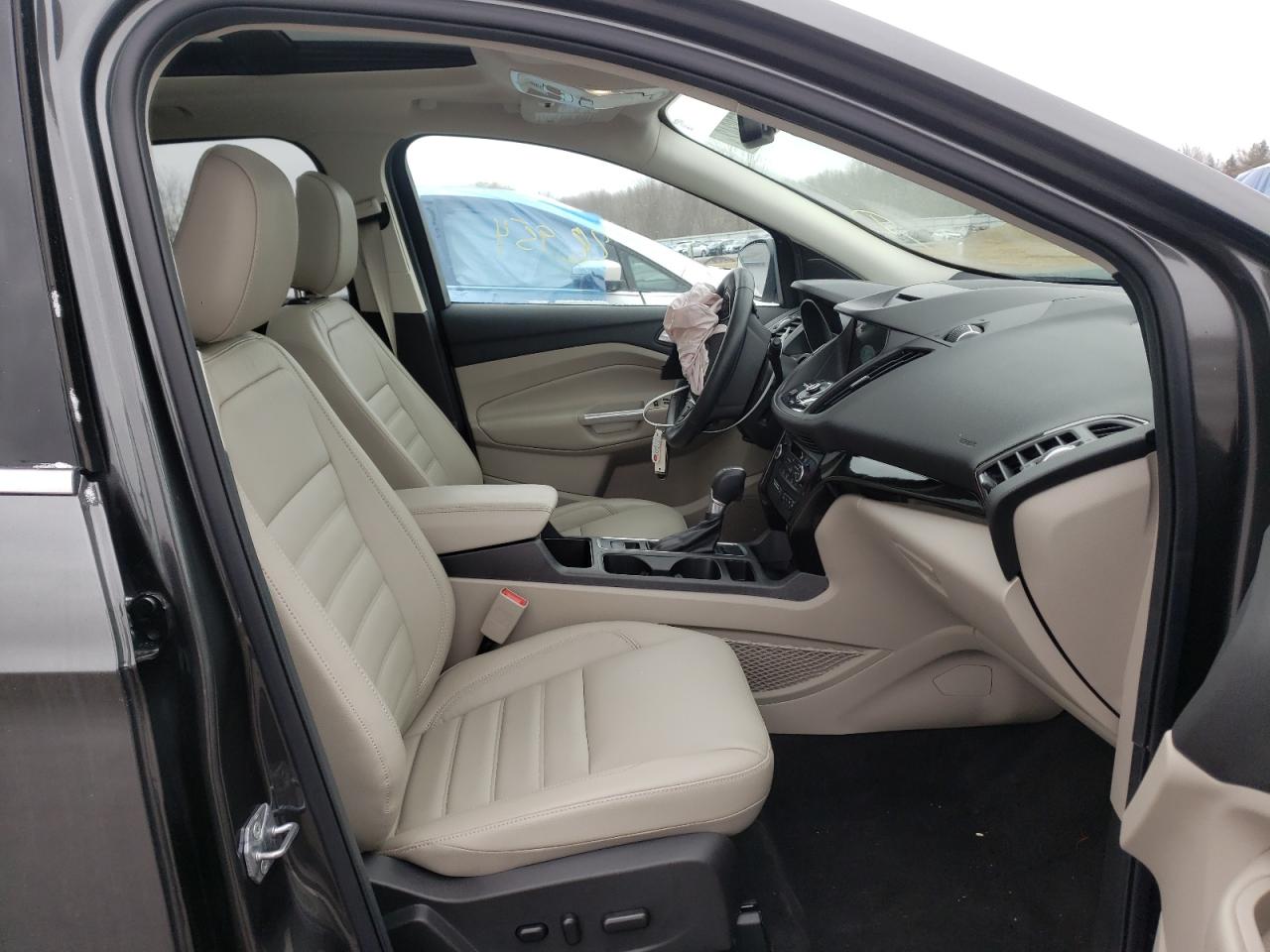 Photo 5 from auction – 2018 FORD ESCAPE TIT with VIN 1FMCU9J92JUD01796