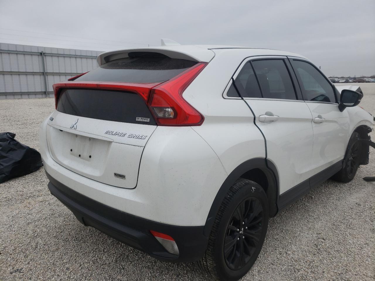 Photo 4 from auction – 2019 MITSUBISHI ECLIPSE CR with VIN JA4AT4AAXKZ021330