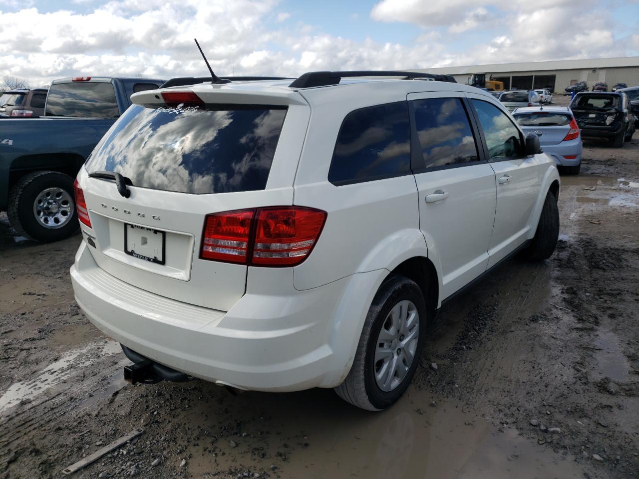 Photo 4 from auction – 2018 DODGE JOURNEY SE with VIN 3C4PDCAB6JT295436