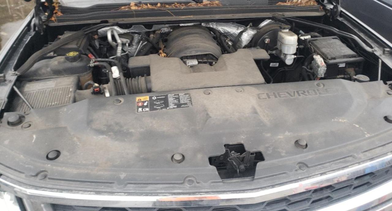 Photo 7 from auction – 2015 CHEVROLET SUBURBAN K with VIN 1GNSKJKC8FR554592