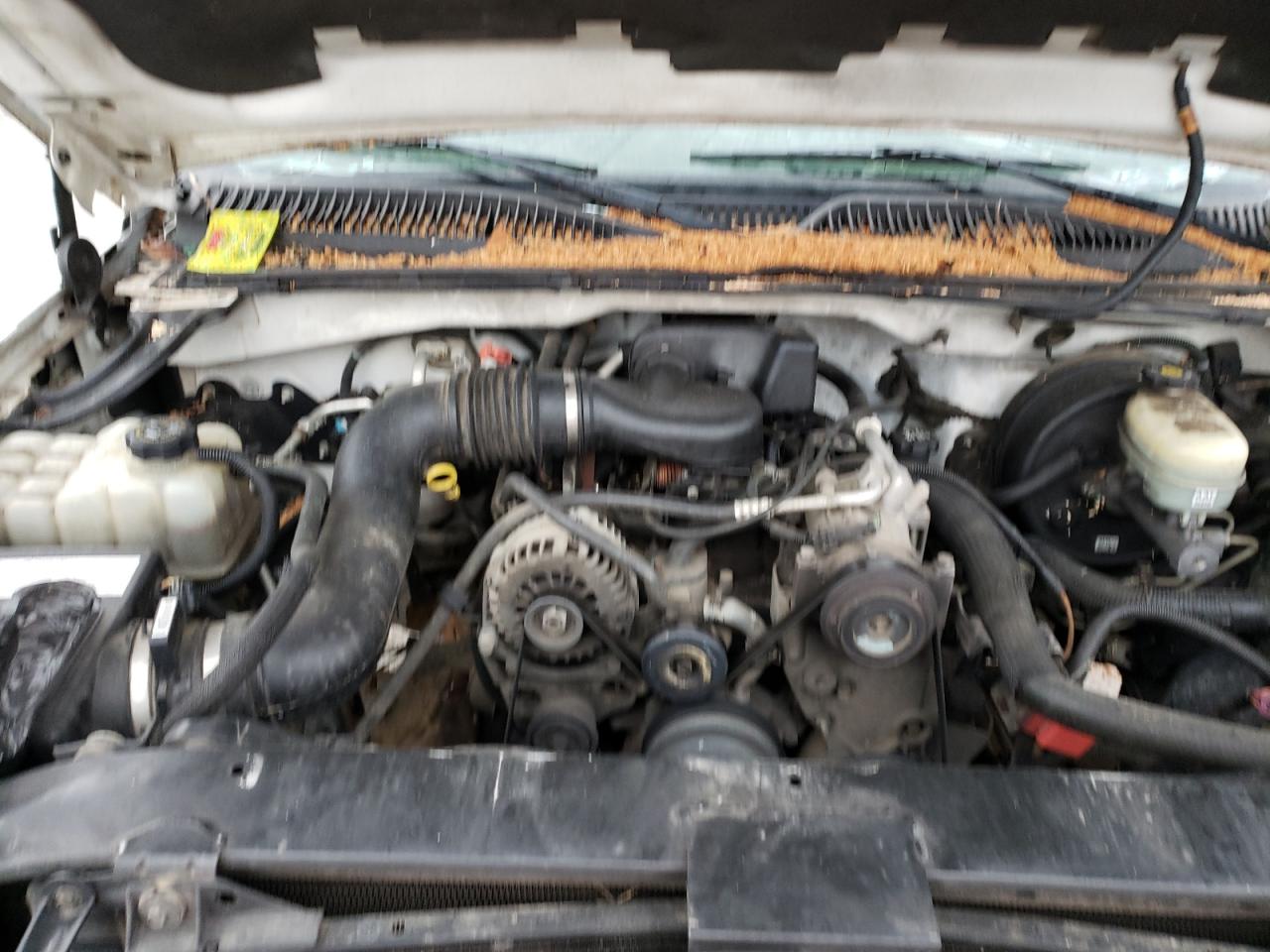 Photo 7 from auction – 2005 CHEVROLET SILVERADO with VIN 1GCEC14X45Z236549