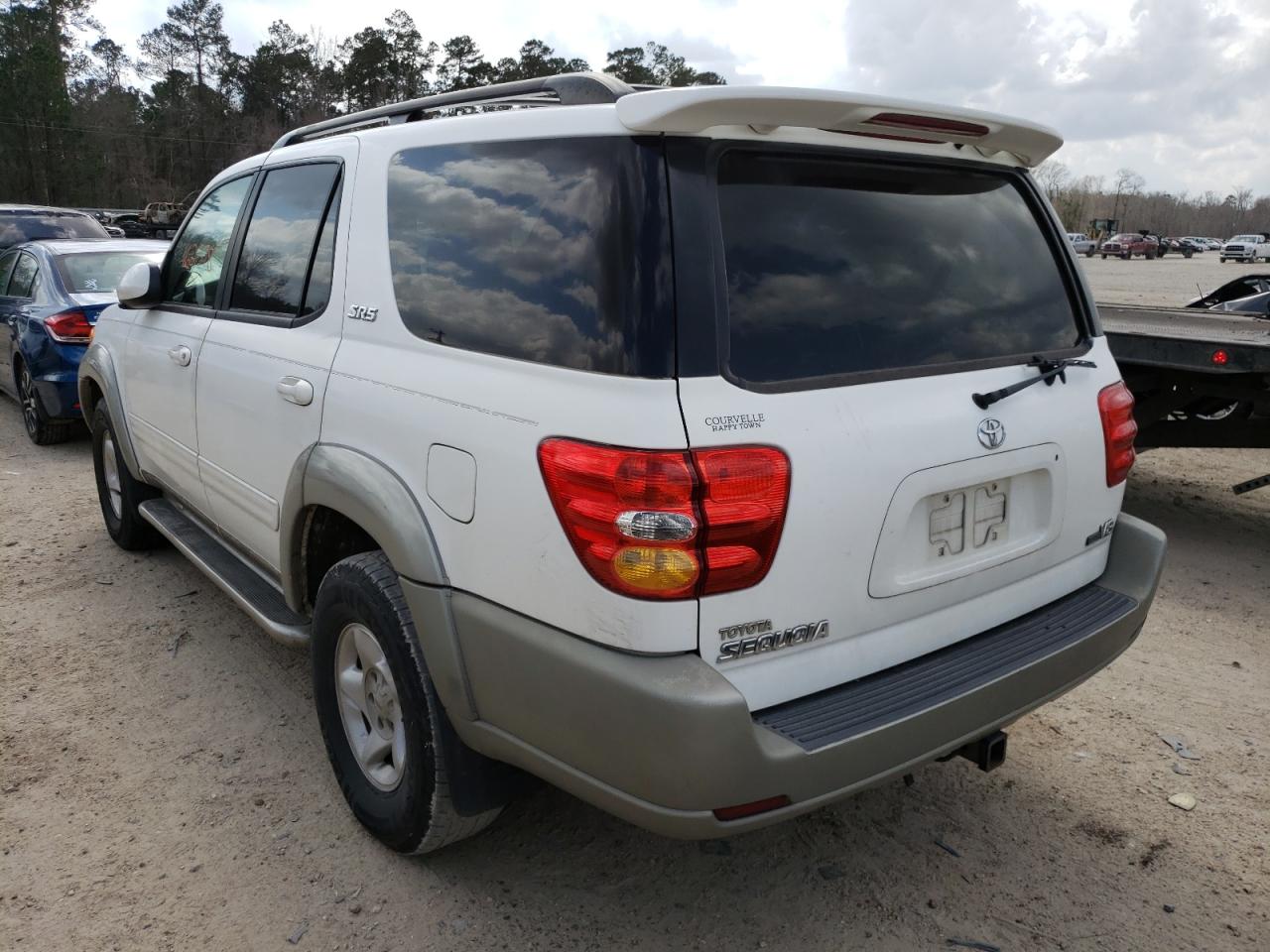 Photo 3 from auction – 2003 TOYOTA SEQUOIA SR with VIN 5TDZT34AX3S169270