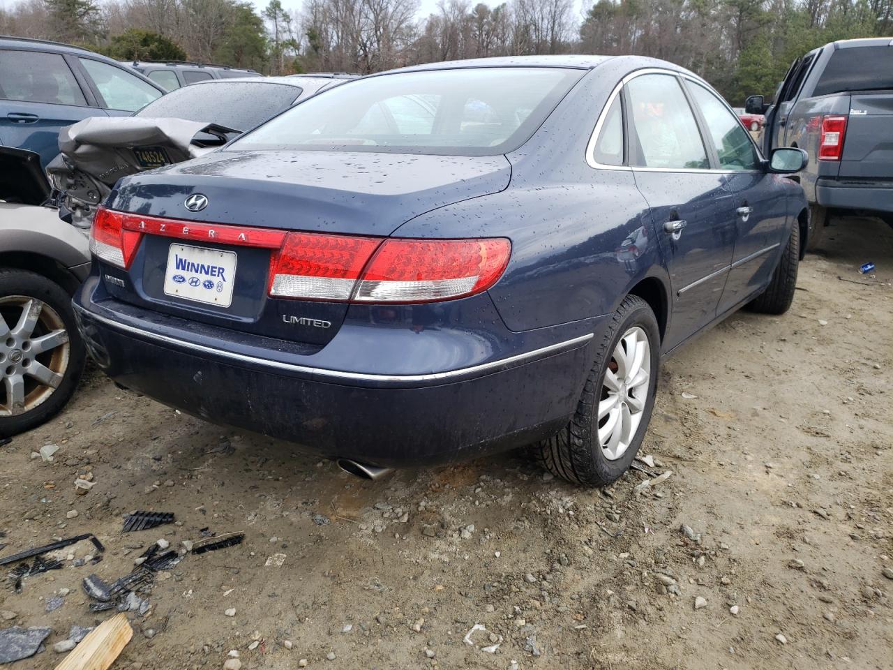 Photo 4 from auction – 2007 HYUNDAI AZERA SE with VIN KMHFC46F27A159669