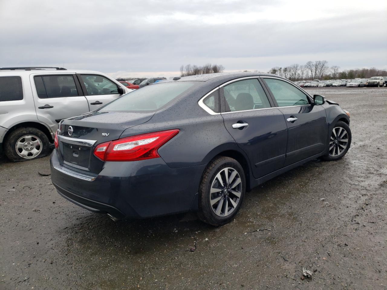 Photo 4 from auction – 2017 NISSAN ALTIMA 2.5 with VIN 1N4AL3AP1HC280021