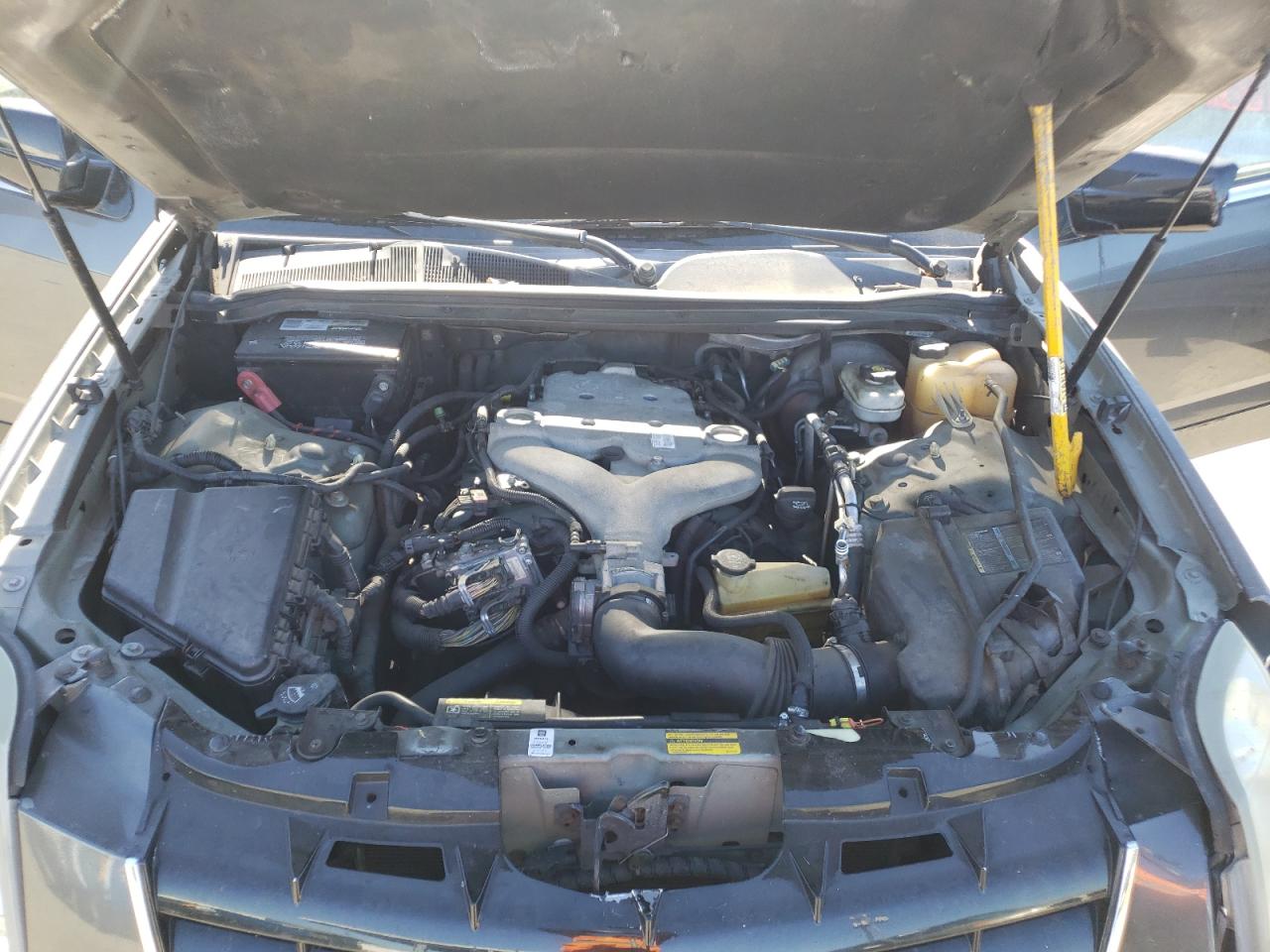 Photo 7 from auction – 2004 CADILLAC SRX with VIN 1GYEE637040147552