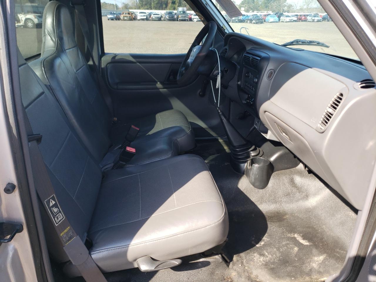 Photo 5 from auction – 2002 FORD RANGER with VIN 1FTYR10D42PA12924